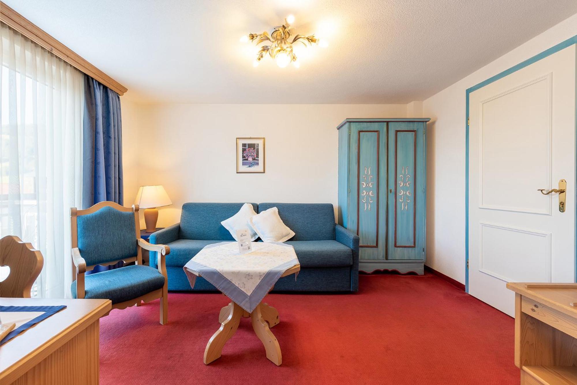 Gasthof Enzian Tannheim Room photo